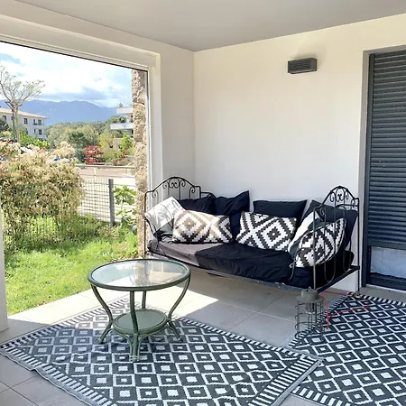 Eluard 04 - Domaine D'arca - Porto-vecchio - Rez De Jardin - 4 A 6 Pers *