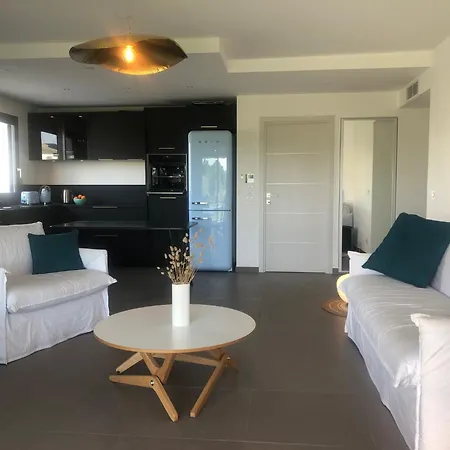 Domaine D'arca - Eluard 04 - 6 Pers * Porto-Vecchio (Corsica)